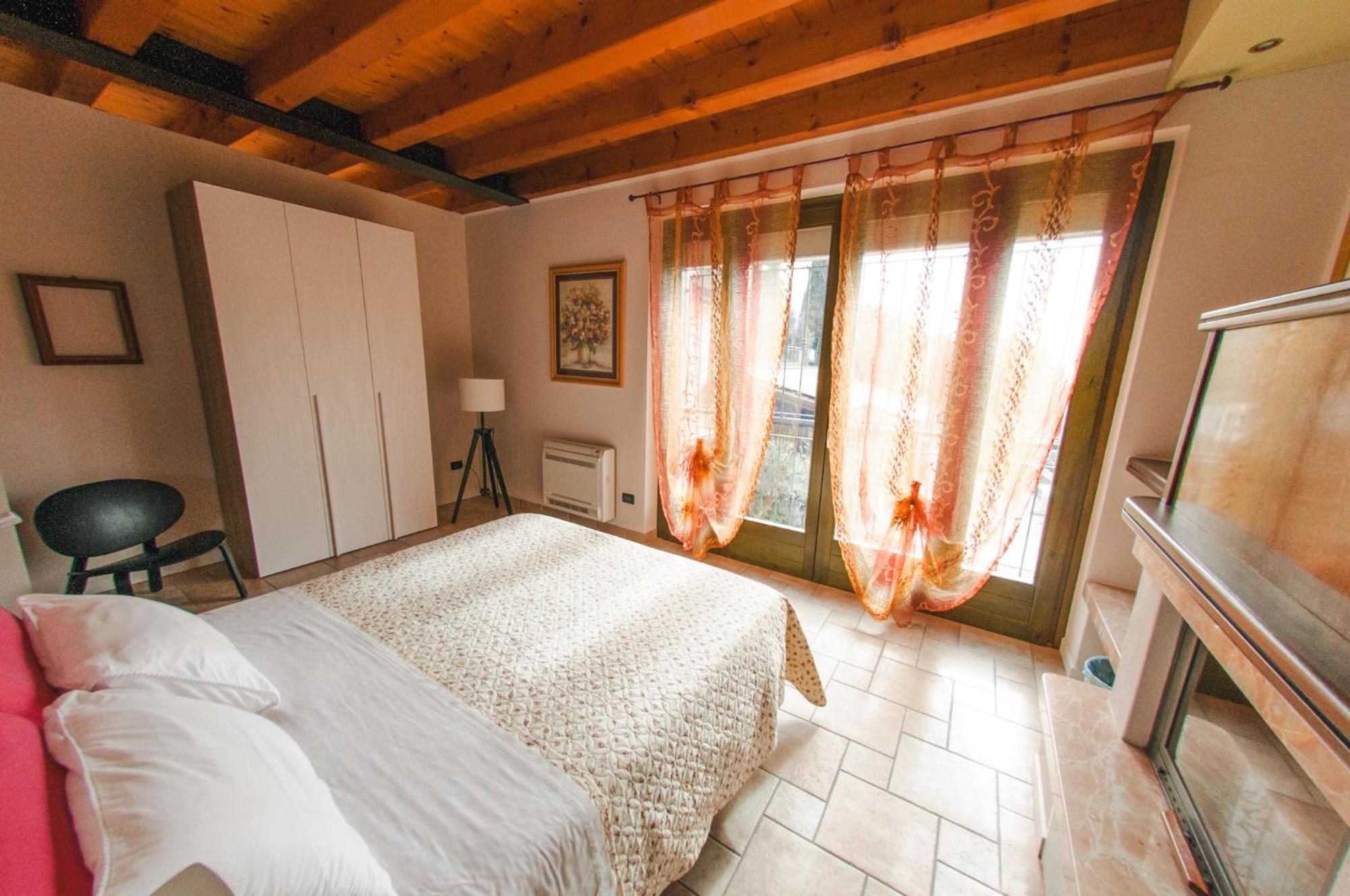 Casale Manzoni Apartment เวโรนา ภายนอก รูปภาพ