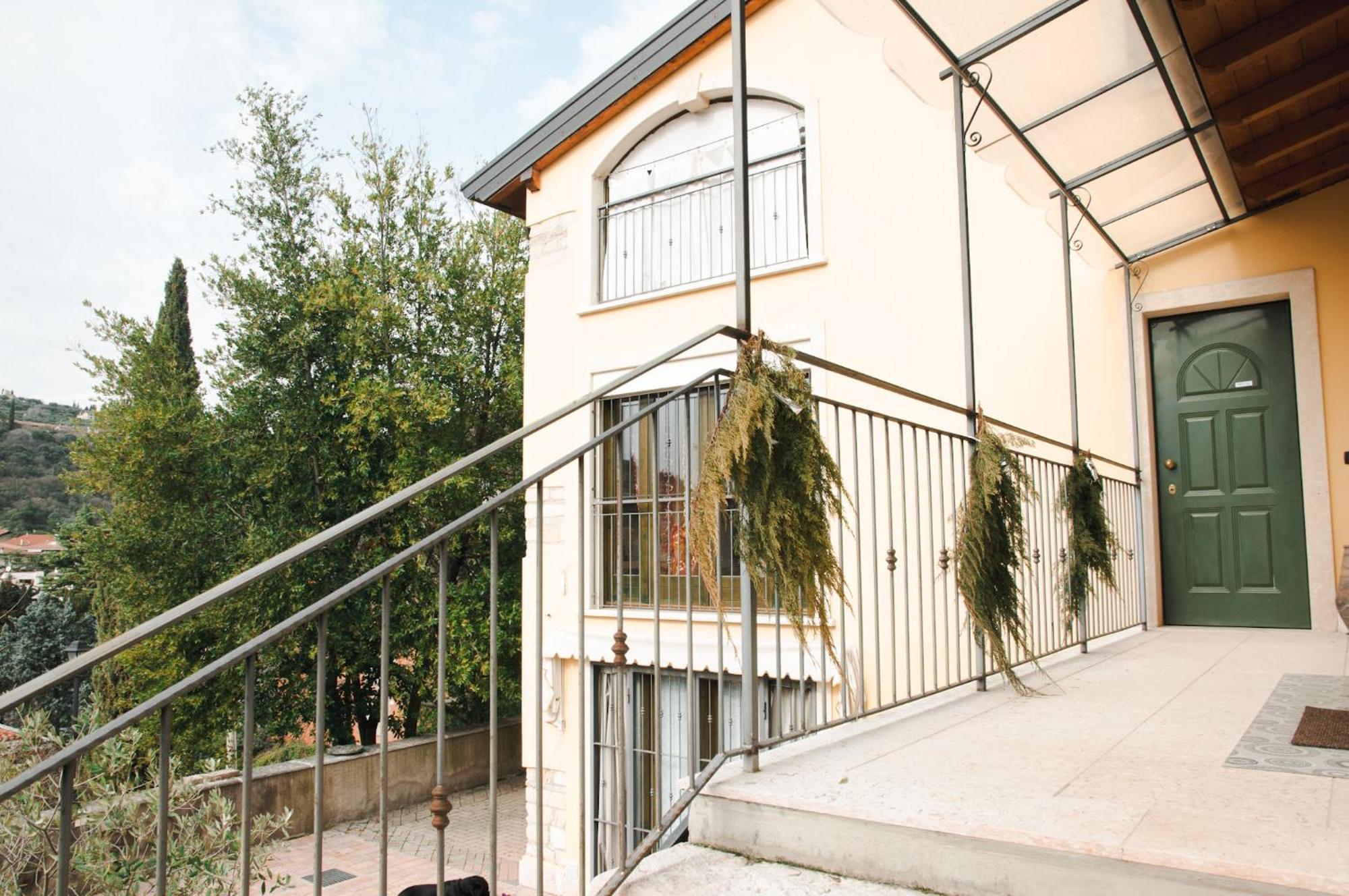 Casale Manzoni Apartment เวโรนา ภายนอก รูปภาพ