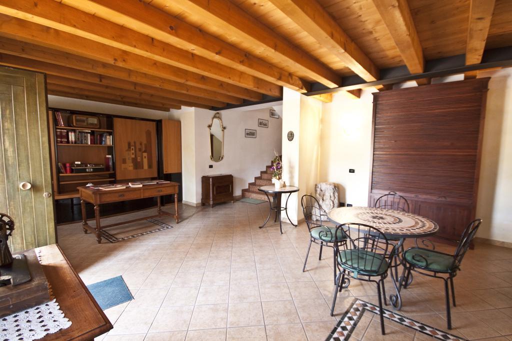 Casale Manzoni Apartment เวโรนา ภายนอก รูปภาพ