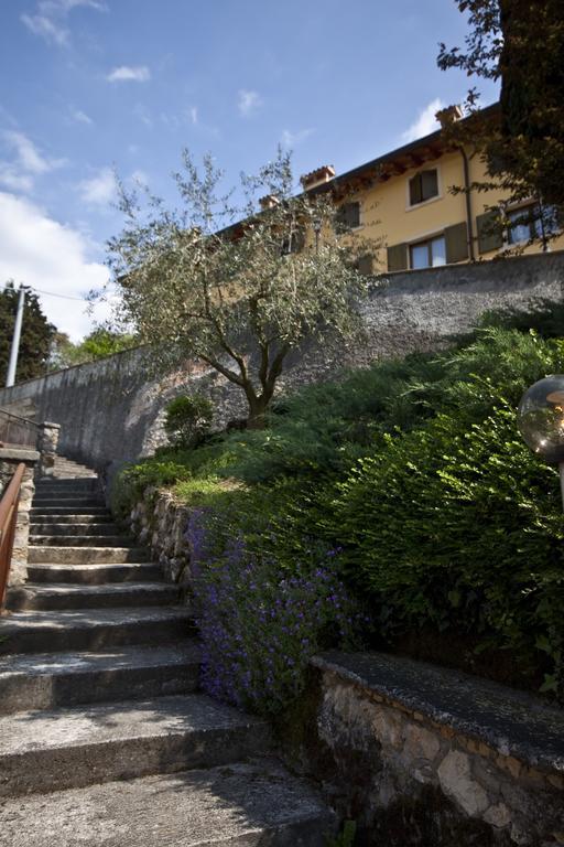 Casale Manzoni Apartment เวโรนา ภายนอก รูปภาพ