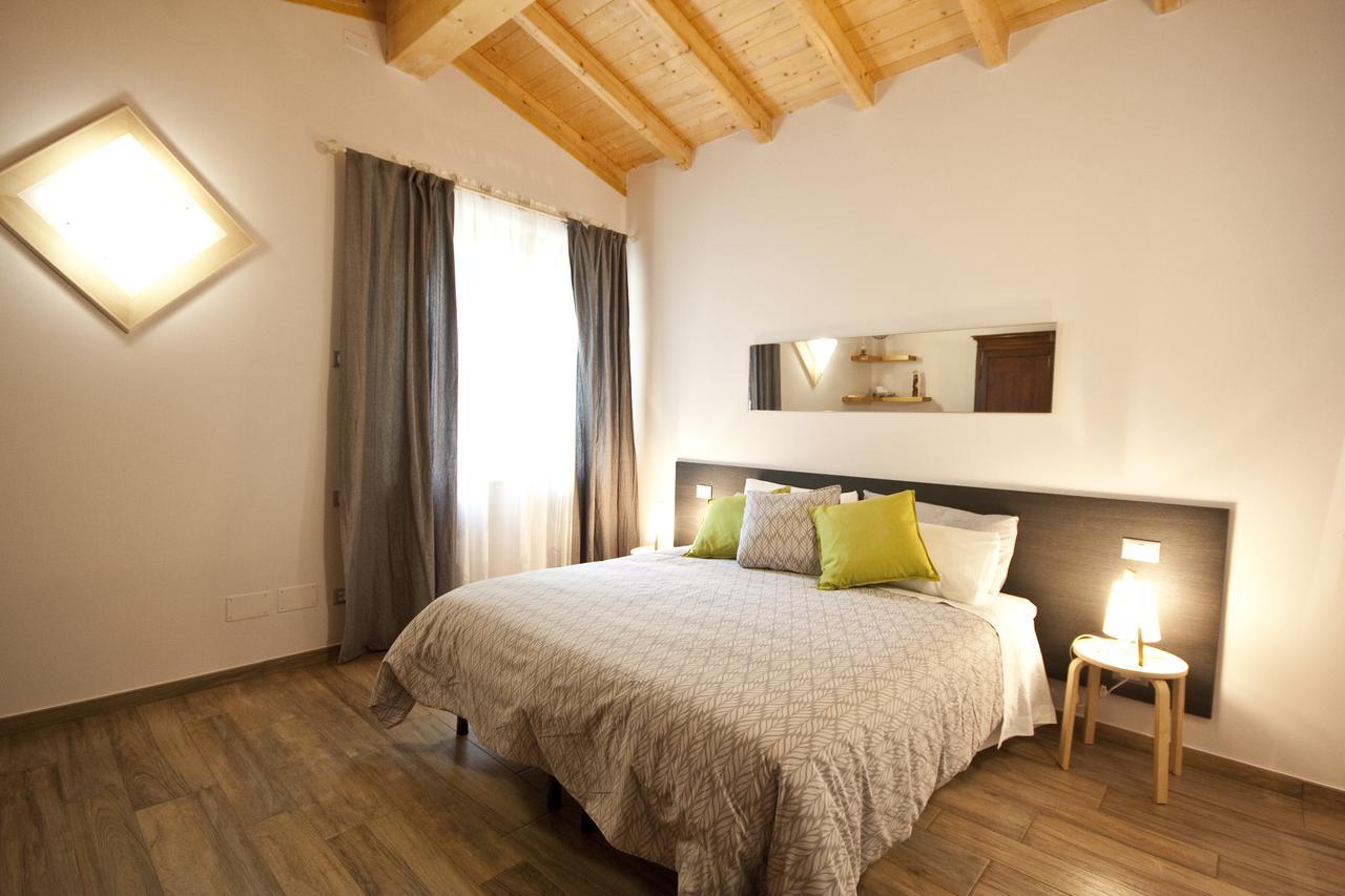 Casale Manzoni Apartment เวโรนา ภายนอก รูปภาพ