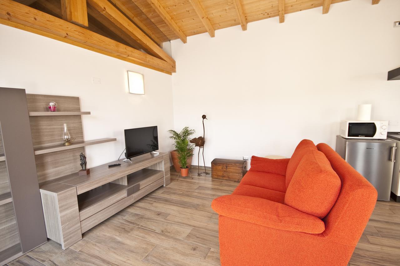 Casale Manzoni Apartment เวโรนา ภายนอก รูปภาพ